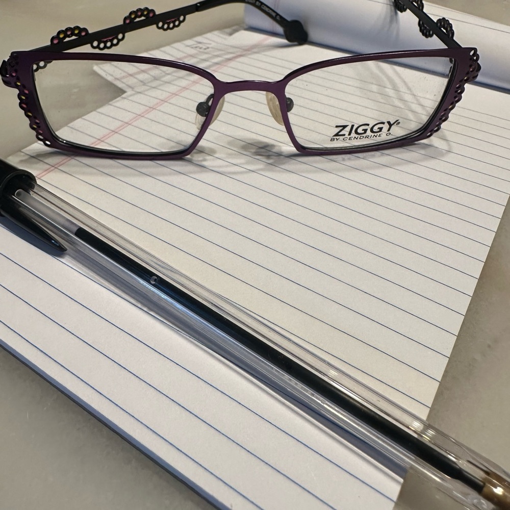 Ziggy by Cendrine O. Designer glasses frame.